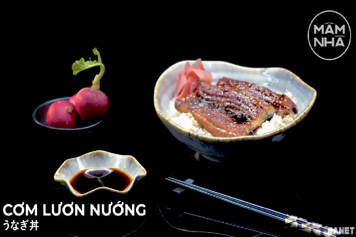 CÁCH LÀM CƠM CHUẨN NHẬT - CƠM LƯƠN VS CƠM CÁ HỒI NƯỚNG