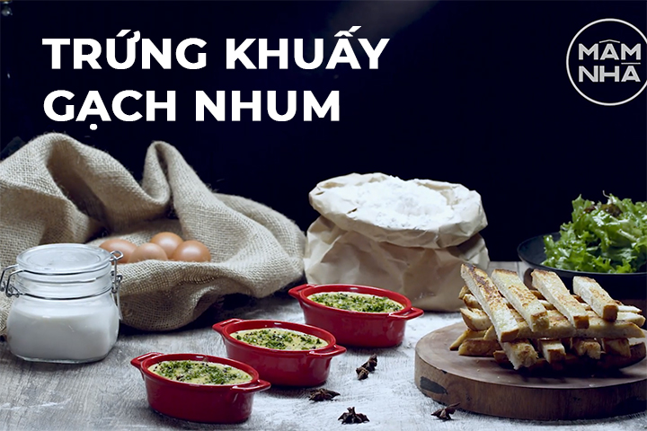 Trứng khuấy gạch nhum